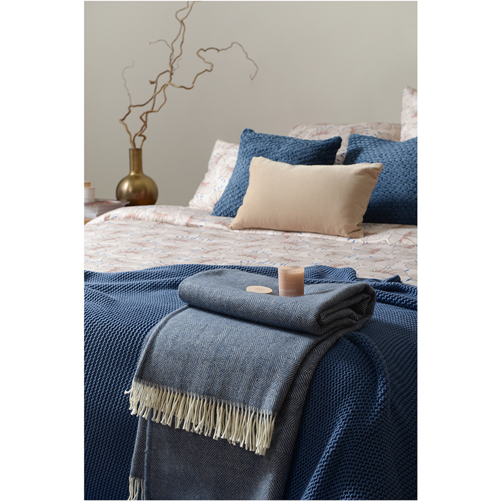 Плед из шерсти мериноса синего цвета из коллекции essential, 130х180 см