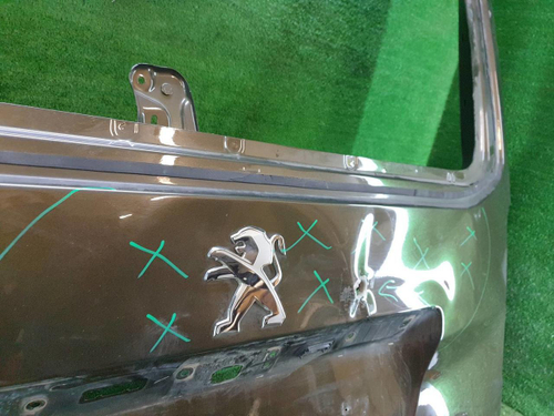 Крышка багажника Peugeot Traveller (2016-н.в.)