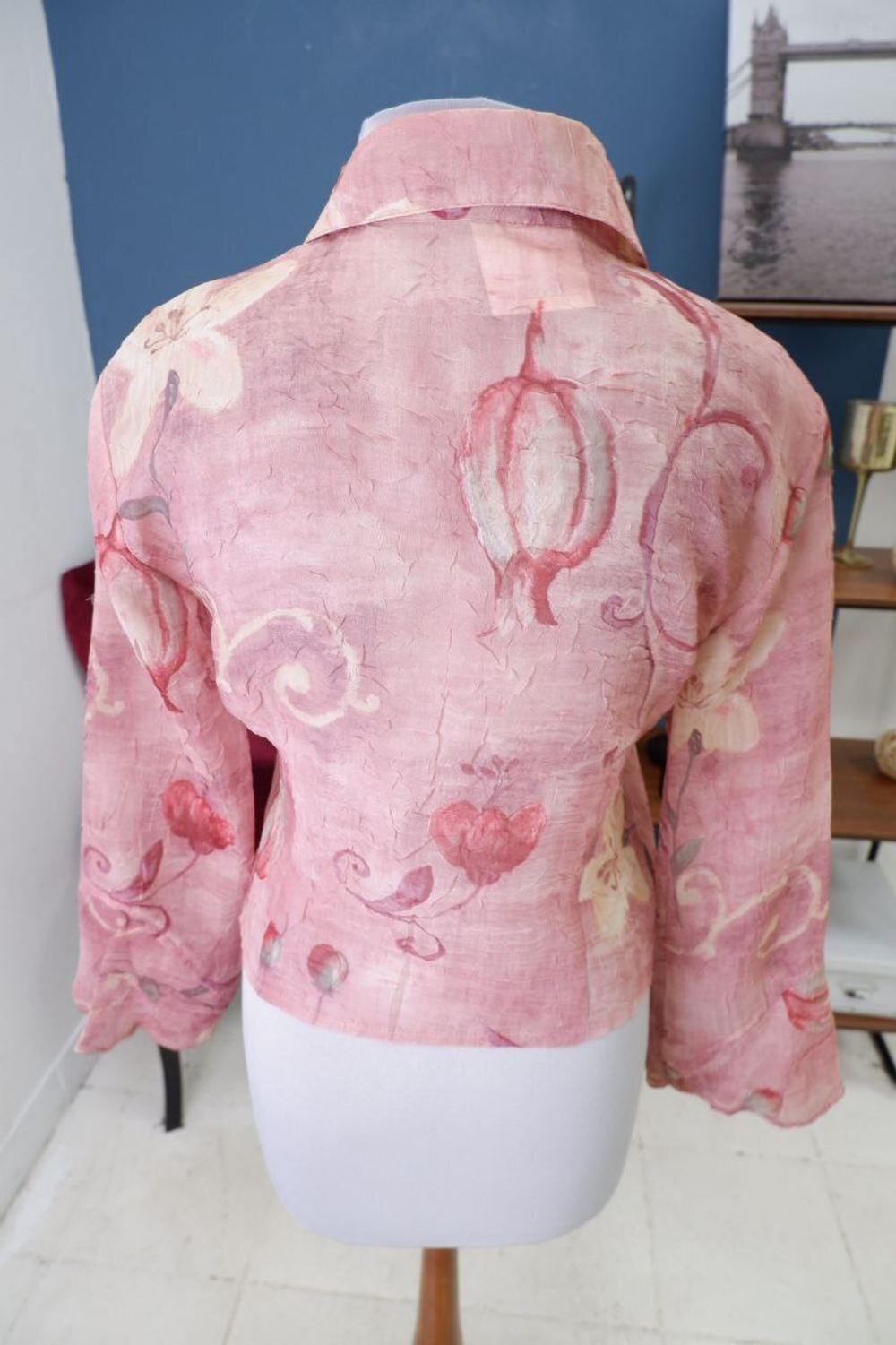 Блузка с красивым принтом 46 размер