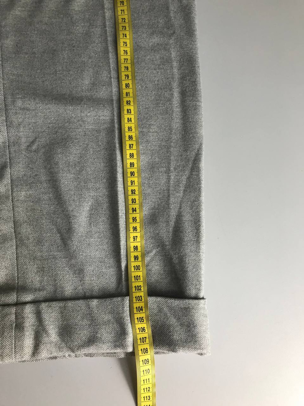 Брюки плотные, маркировка М, визуально на 46 размер