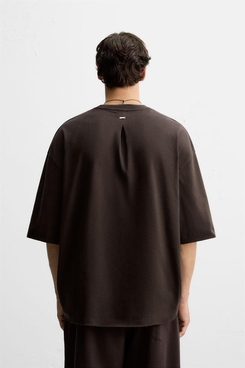 ZARA ФУТБОЛКА СВОБОДНОГО КРОЯ, КОРИЧНЕВЫЙ