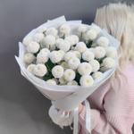 Букет из 7 кустовых хризантем "Ньютон"