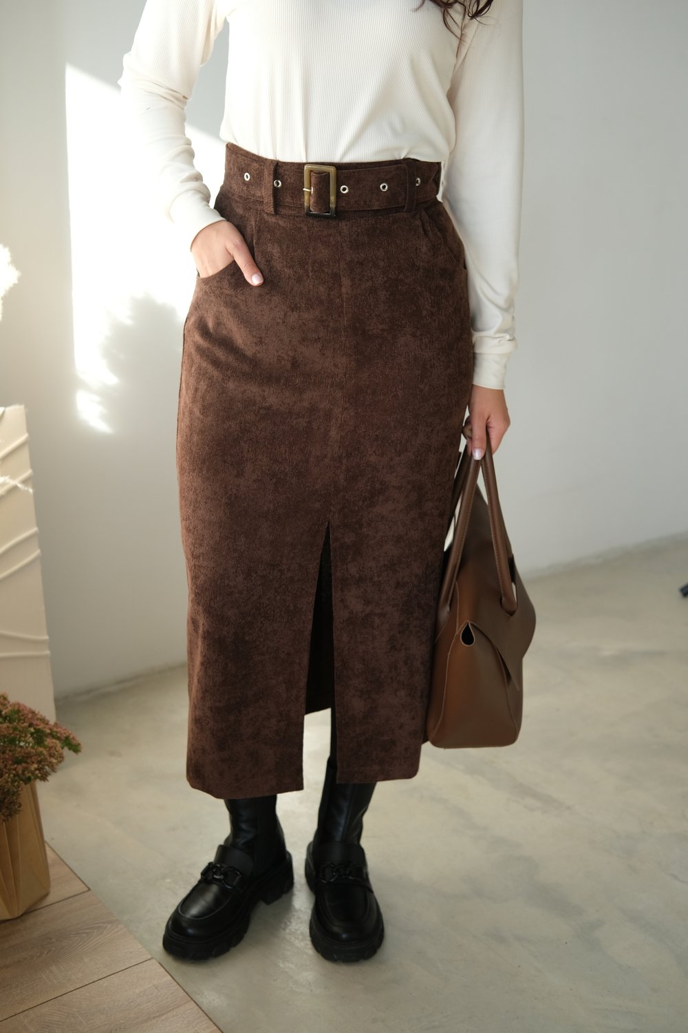 Юбка темно-коричневая из микровельвета