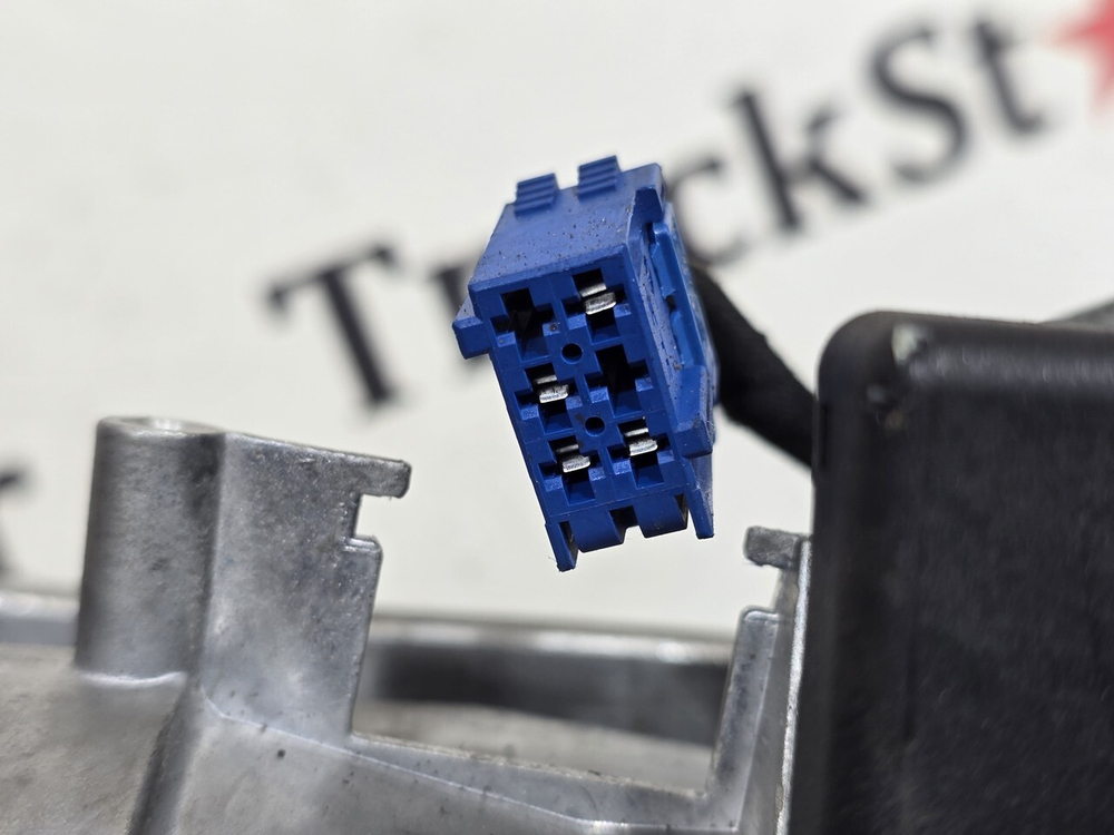 Колонка рулевая с замком и ключом 2023г.