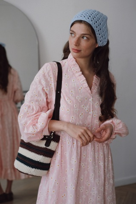 Платье "Рюши" из ажурного хлопка "Ромашки на розовом"