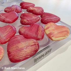 444 | Форма для шоколадных конфет "Сердце с сечением" (275*175 мм)