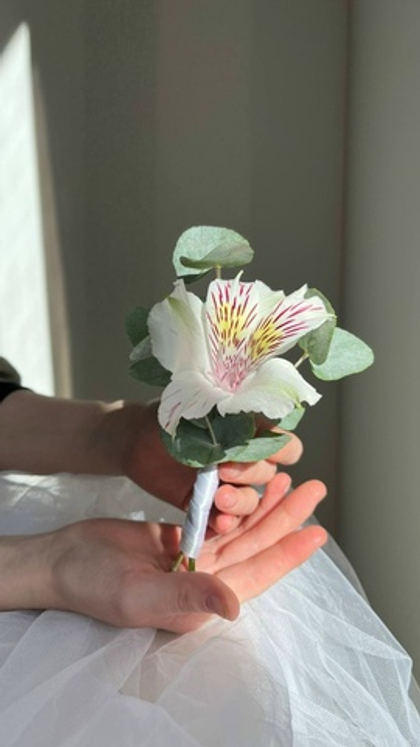 Бутоньерка жениха