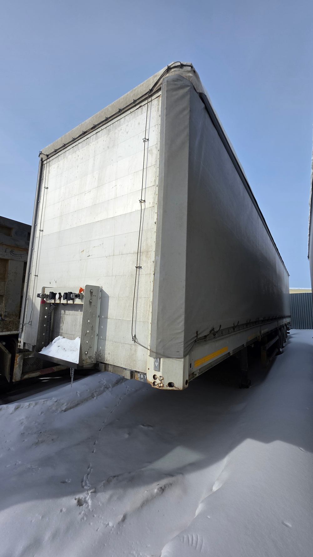 Туймазинский завод автобетоновозов 5885* Полуприцеп шторный 588516
