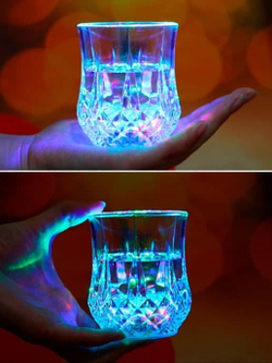 Стакан светящийся универсальный для напитков, 200 мл