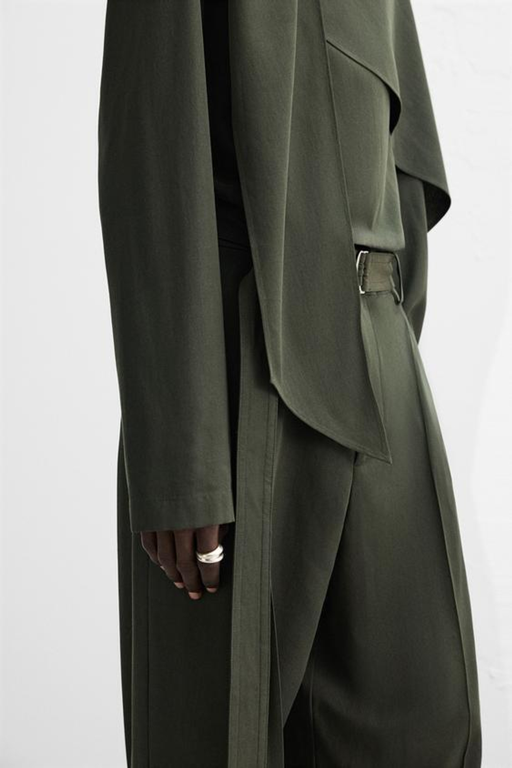 ZARA X NANUSHKA БРЮКИ С ПОЯСОМ, ЗЕЛЕНЫЙ/СИНИЙ