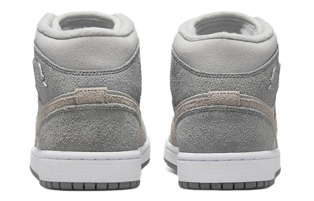 Кроссовки Jordan Air Jordan 1 Mid Se (Женская размерная сетка)