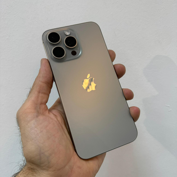 Apple iPhone 15 Pro Max 256GB АКБ 99% (полный комплект)