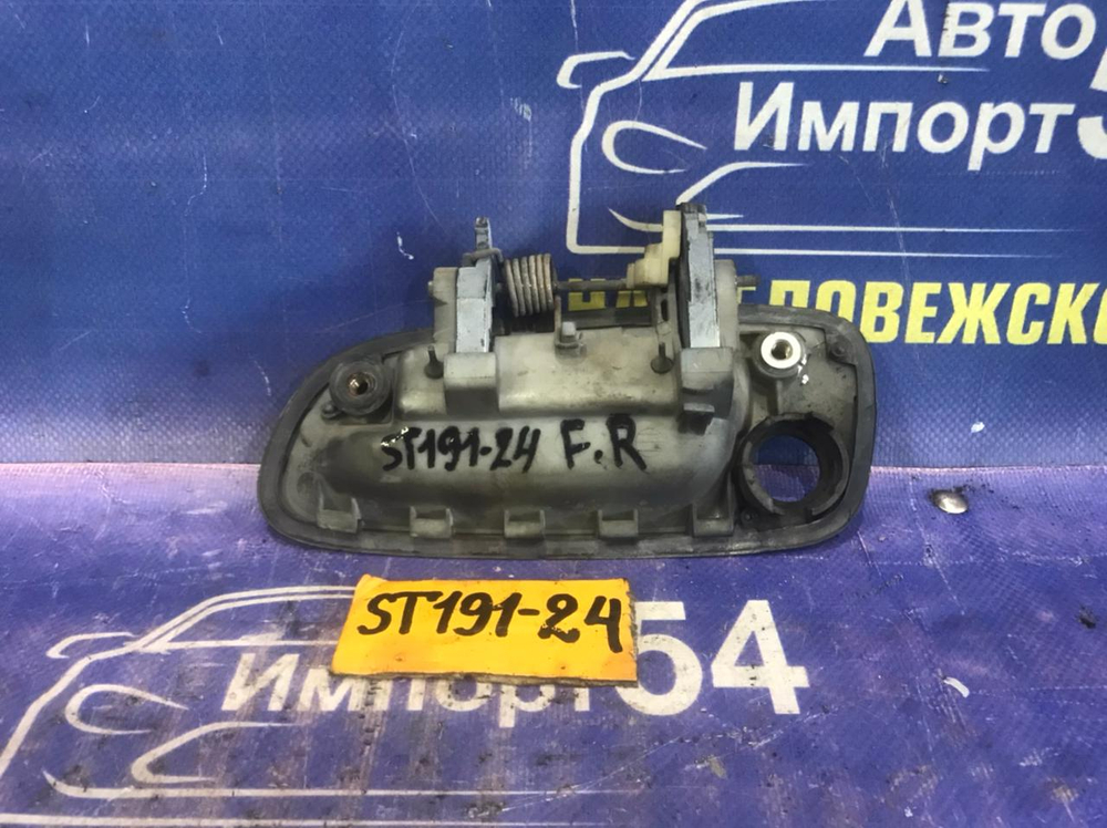 Ручка двери передней правой внешняя TOYOTA CALDINA 1994