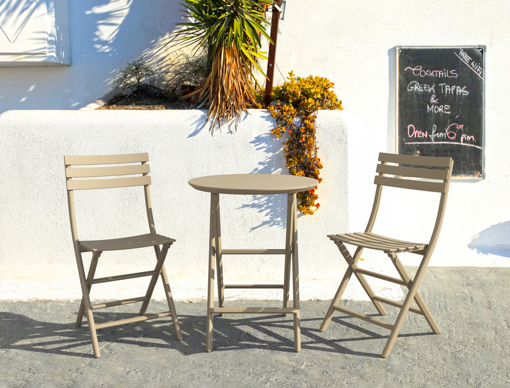 Стол пластиковый складной Siesta Contract Helen Folding Table Ø60, бежевый