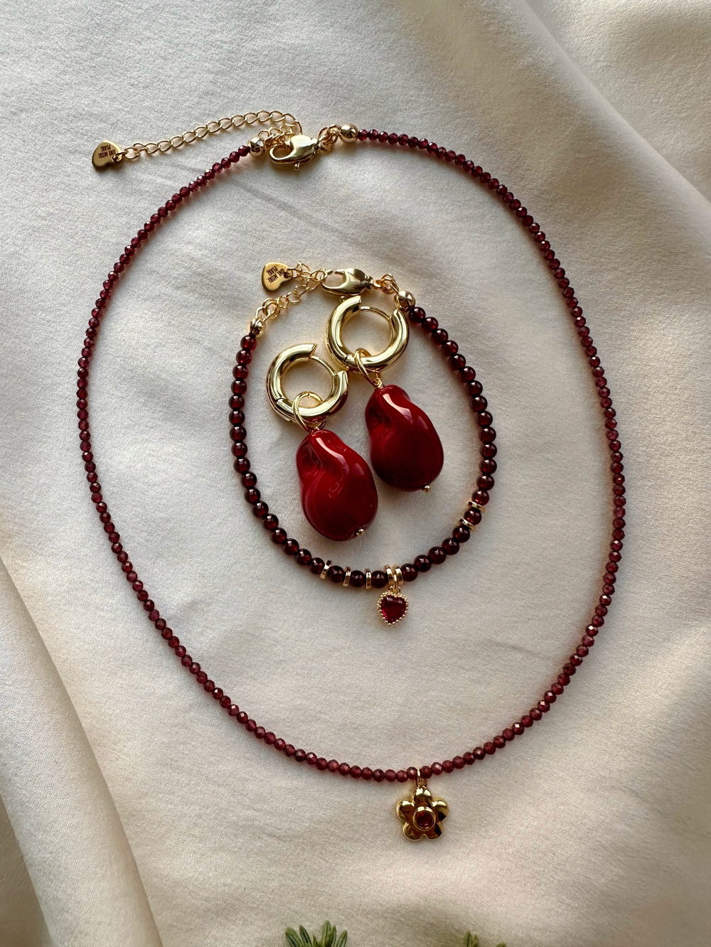 Браслет Гранатовое сердце с фианитом