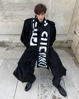 Черный шарф