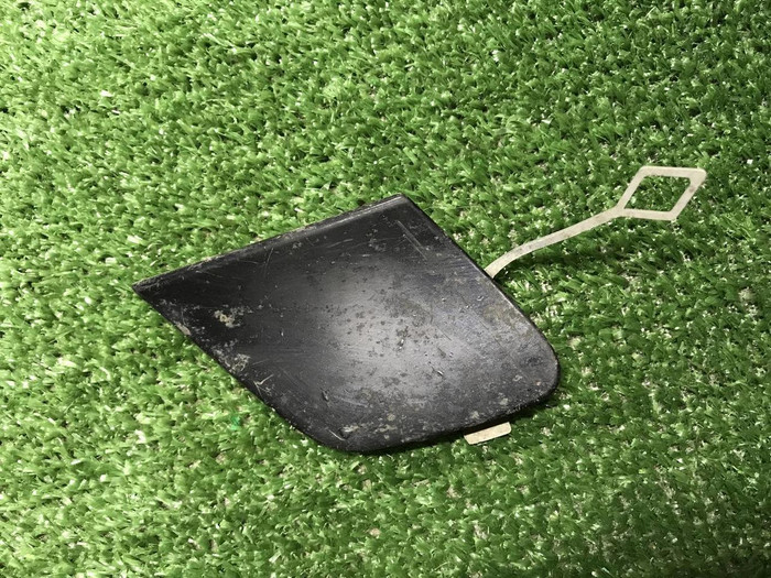 Заглушка буксир. крюка Mercedes E W213 (16-21)