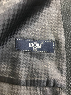 Жилетка Kigili с атласной спинкой, визуально на 46 размер