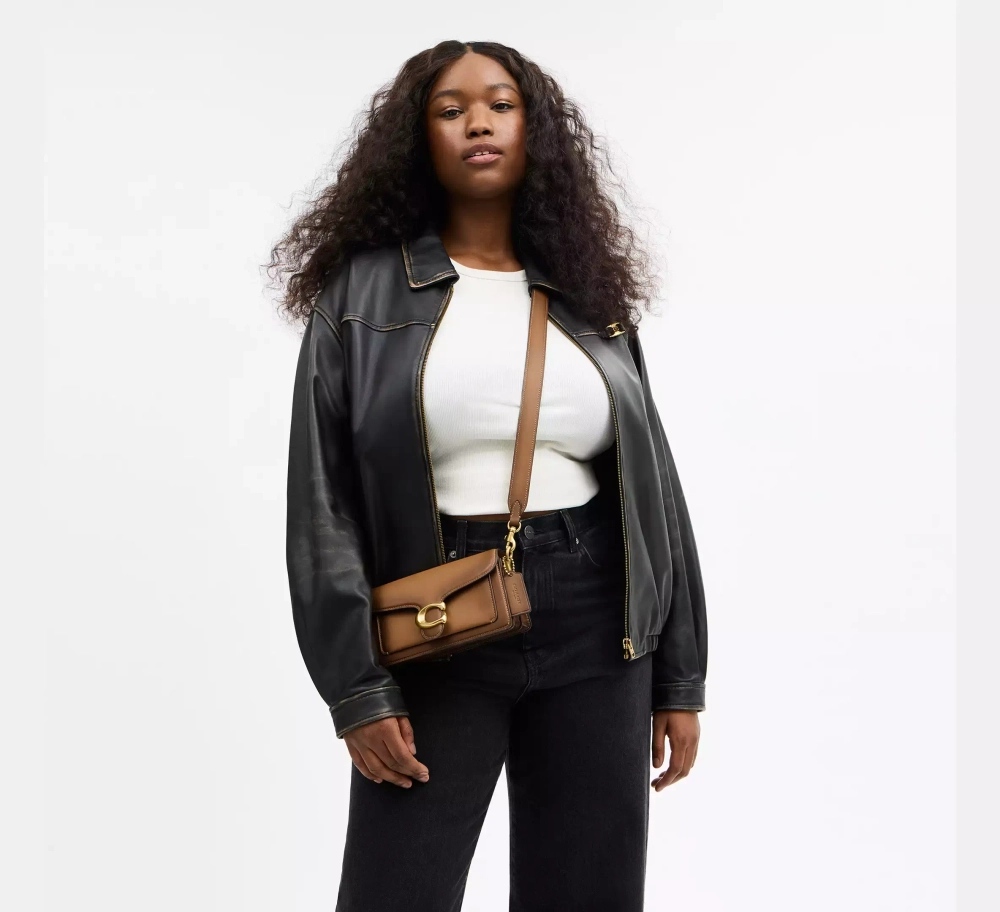 COACH СУМКА ЧЕРЕЗ ПЛЕЧО TABBY 20, МЕДОВО-КОРИЧНЕВЫЙ