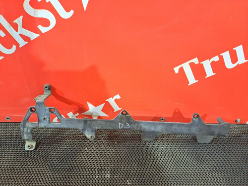 Кронштейн патрубков 2018 г.