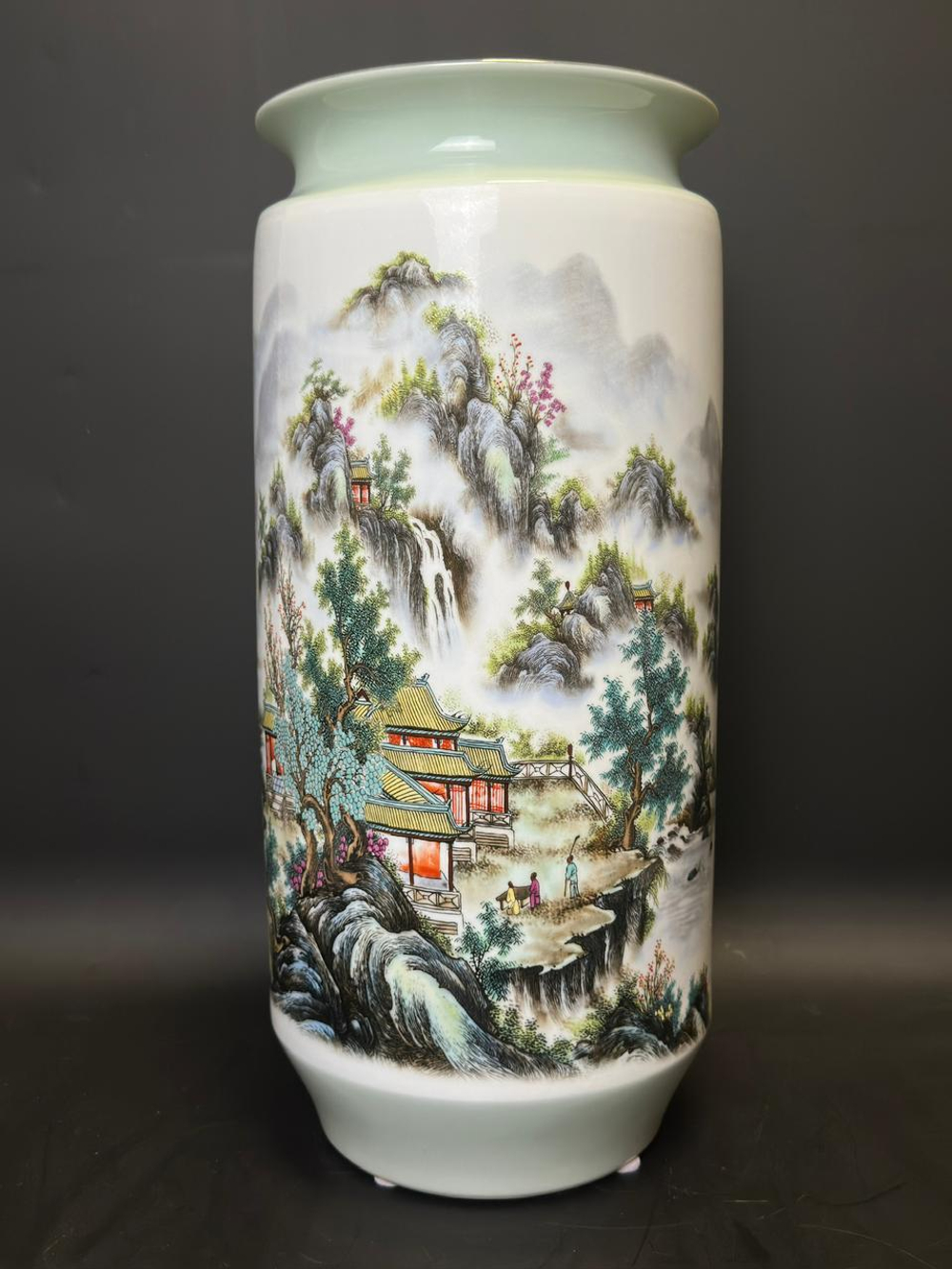 Ваза в китайском стиле