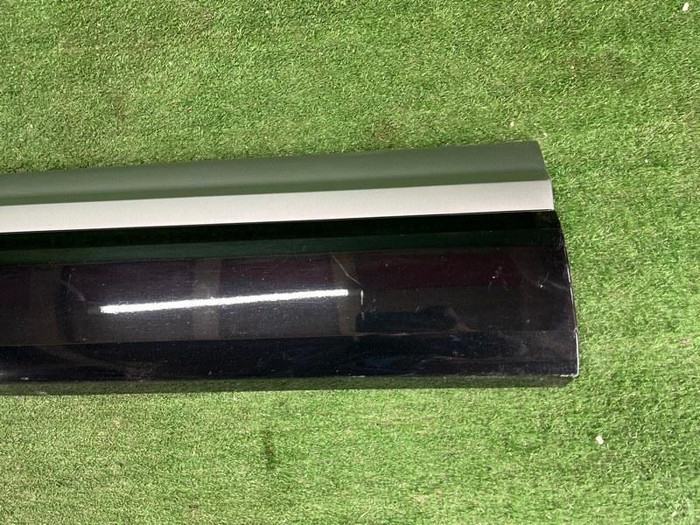 Накладка двери передняя левая Audi Q7 2 (2015-н.в.)