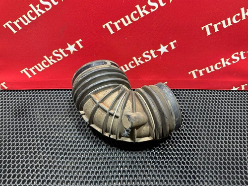 Патрубок воздушного фильтра