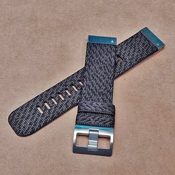 Ремешок нейлоновый 22 мм жакардовое плетение для Garmin MARQ / Epix / Fenix (47 мм) (Черно-серый, серебристый)