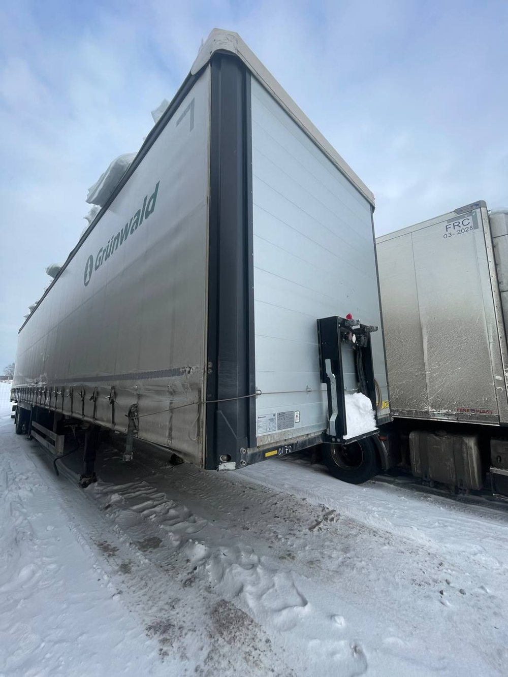 Grunwald 9453 Полуприцеп самосвальный 9453-0000011-60