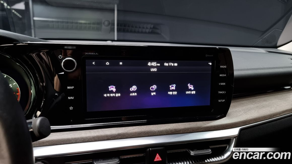 Kia K5 (Optima) 3 Generation 2.0 (04.2020)
