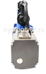 4WRTE16V200L-4X/6EG24K31/A1M - Пропорциональный быстродействующий распределитель с обратной связью по положению золотника и со встроенным усилителем (OBE), Ду16, A1 = ±10 В, номинальный расход 200 л/мин, схема V, каналы управления X и Y = внешние