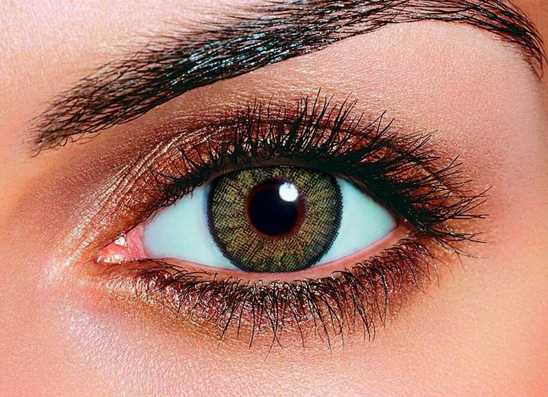 Две проблемы – одно решение: цветные линзы с диоптриями