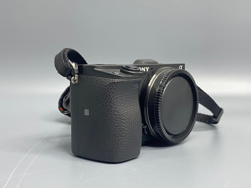 Sony A6300 1100 кадров