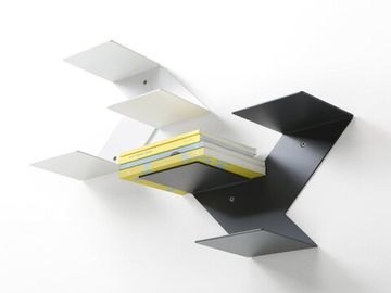 дизайнерская полка из металла FIN  by KNOXX