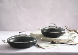 Le Creuset Сковорода PRO с антипригарным покрытием 26см с крышкой