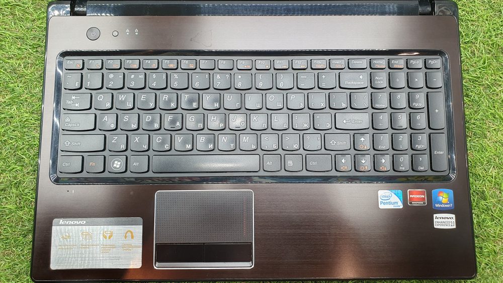 Ноутбук Lenovo Pentium/4 Gb/ G570 59314572 Windows 7 Home