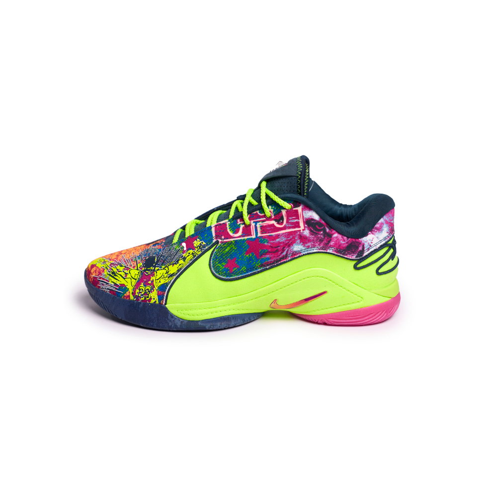 Nike LeBron 22 “Bryce’s World”