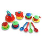Пластмассовый игрушечный набор "Посуда" (13*13*31 см), пакет