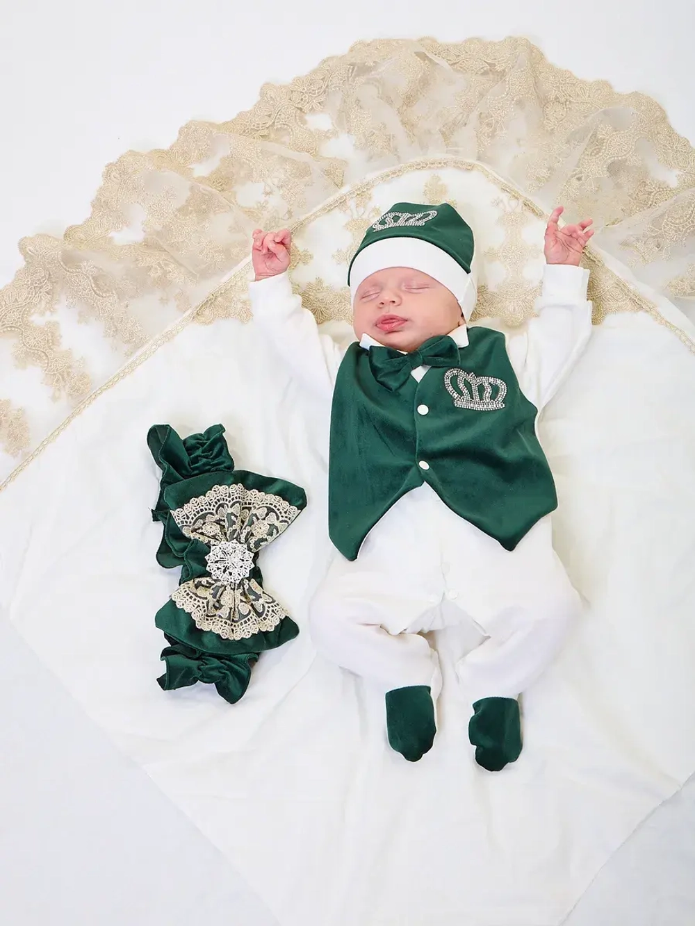 Конверт на выписку летний с короной