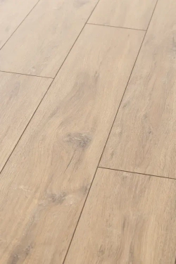 Ламинат 33 класс 8 мм EGGER HOME ДУБ ПАТОКА ФАСКА 1,994 кв.м.