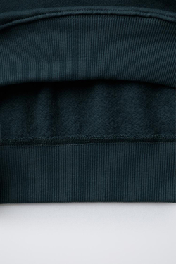 ZARA ТОЛСТОВКА В СТИЛЕ ПРЕППИ, НЕФТЯНОЙ