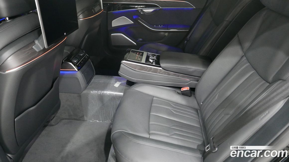 Audi A8 (D5) 55 TFSI Quattro Premium LWB (12.2022)
