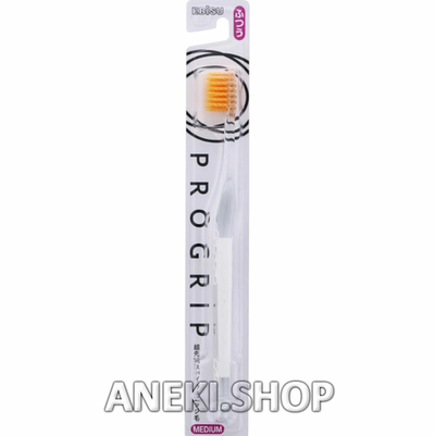 Зубная щетка со сверхтонкими спиралевидными 4-х рядными щетинками средней жесткости Ebisu Pro Grip