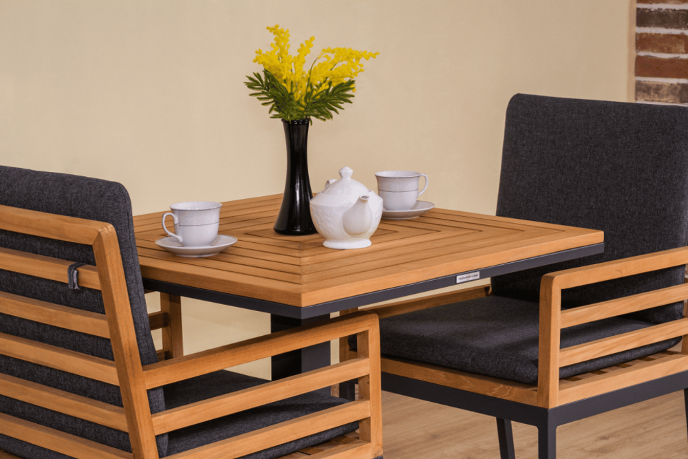 Стол обеденный Ideal Patio ЭГМОНТ из тика 80x80