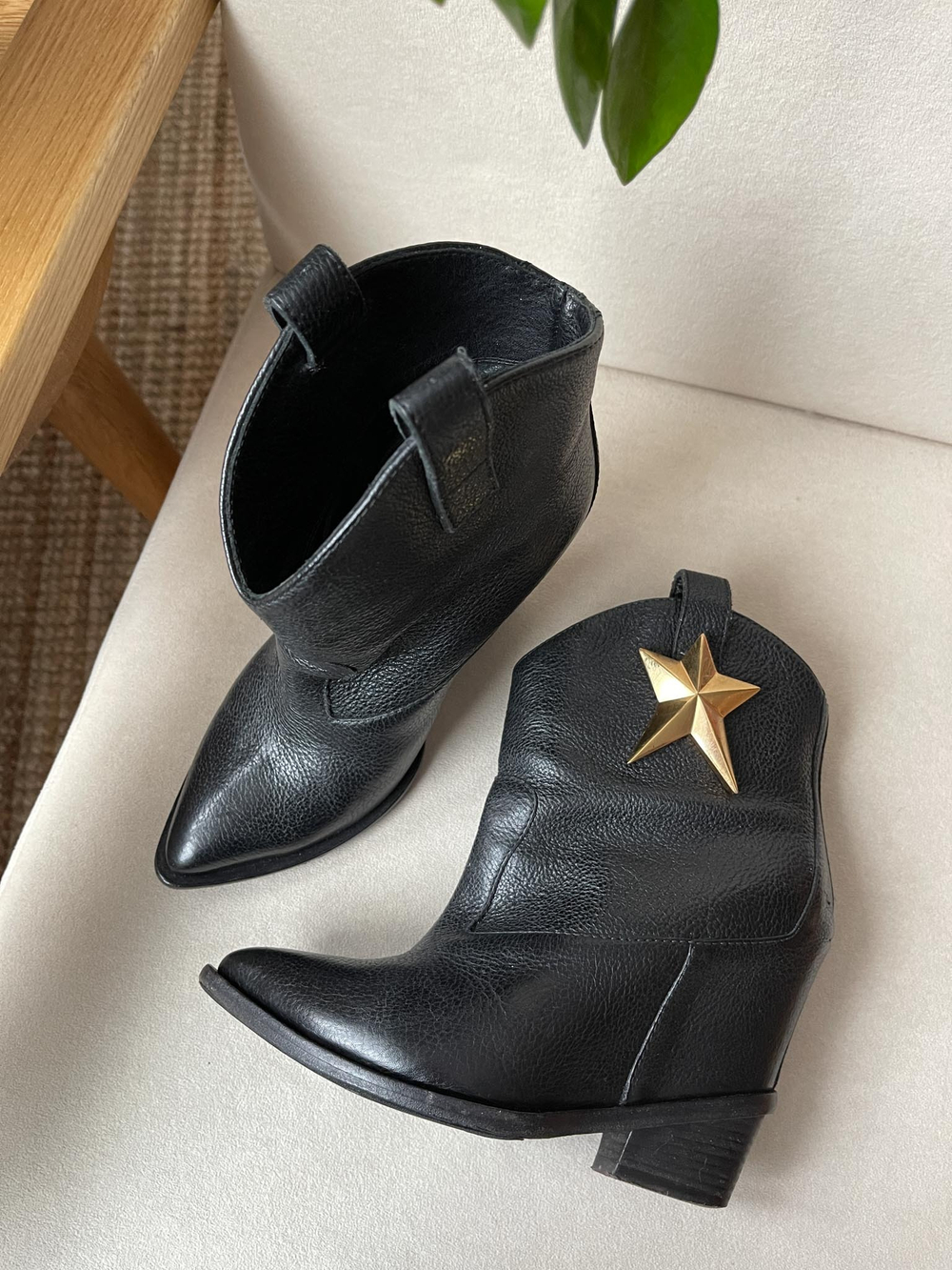 Казаки Giuseppe Zanotti