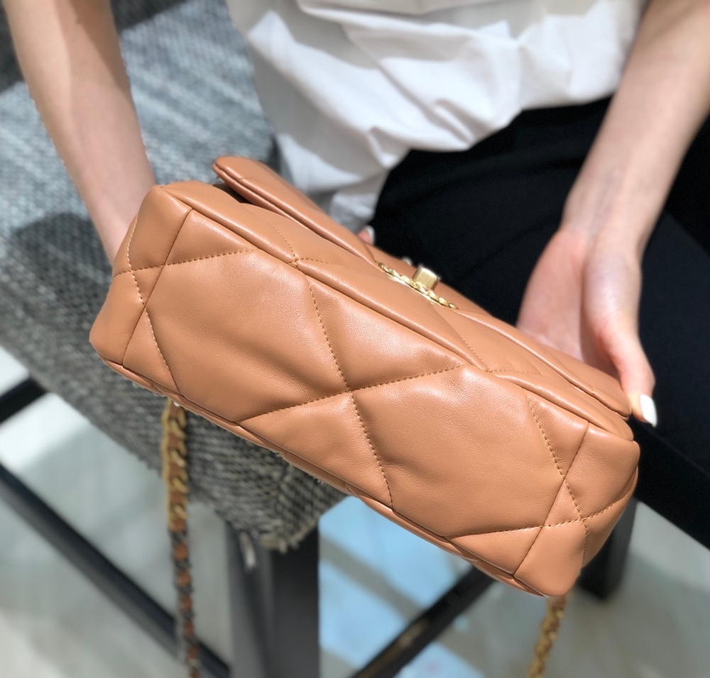 Chane1 19 Bag 26 cm