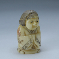 Нэцкэ Девушка в кимоно