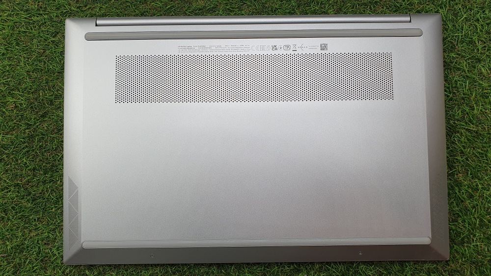 Ноутбук HP Ryzen 5 5500U/8 ГБ/FHD/ Pavilion 15-eh1029ur 491L0EA