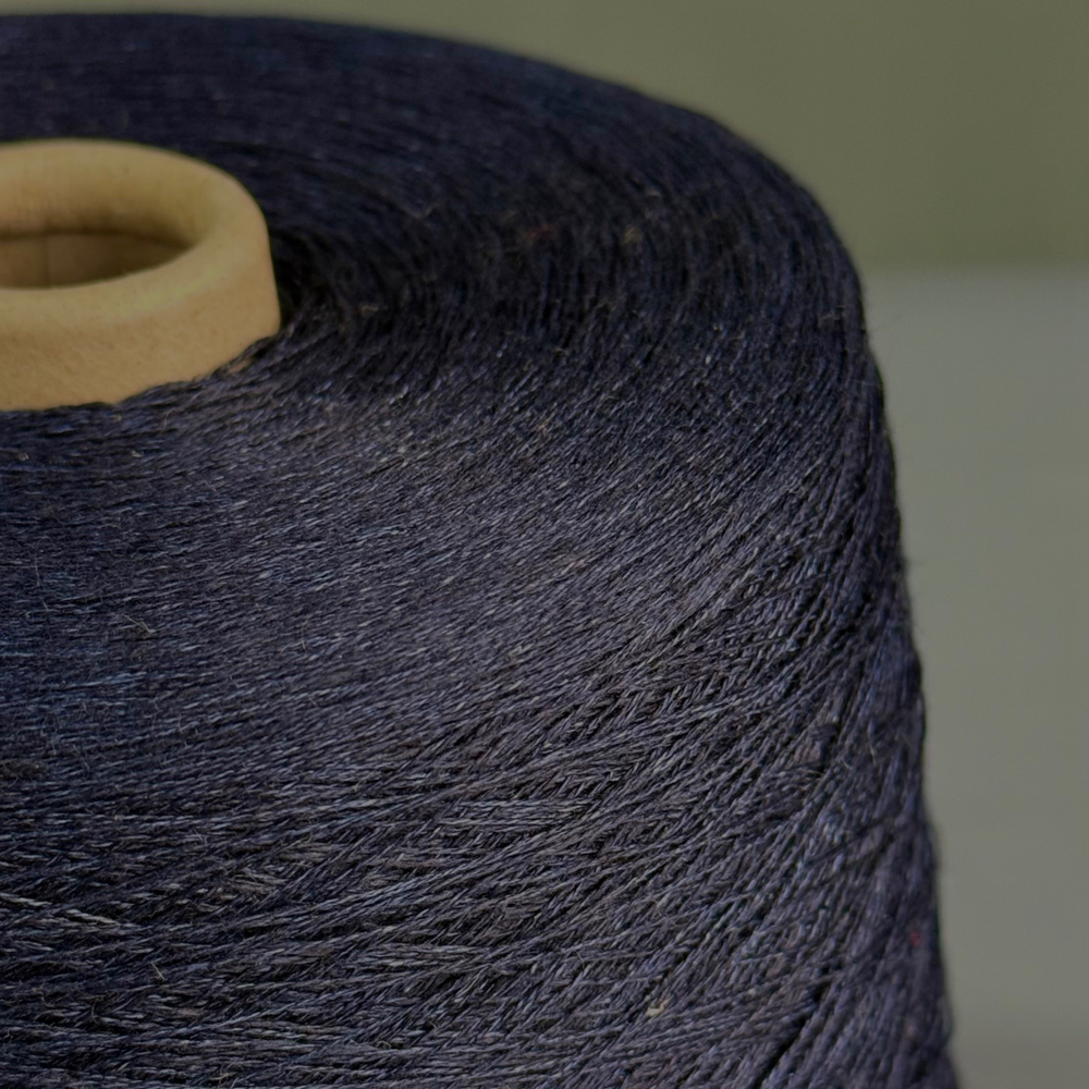 Пряжа SUPRAFIL BOUNTY (100% лен) 2/26,  1300 м/100 гр, чернильный синий