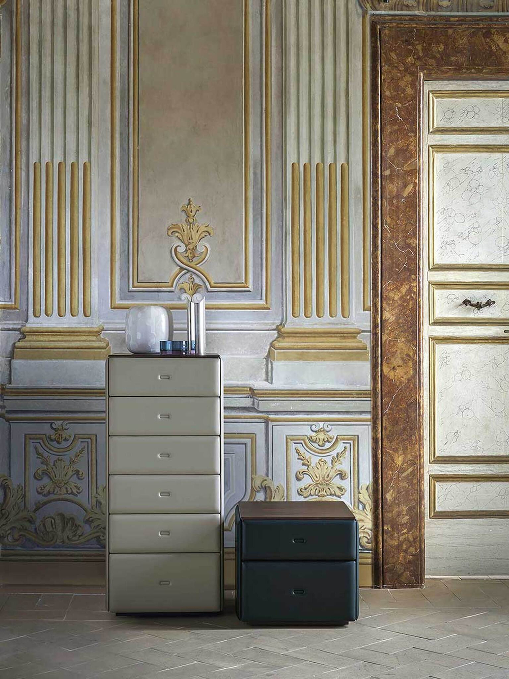 Тумбочка Poltrona Frau Moondance